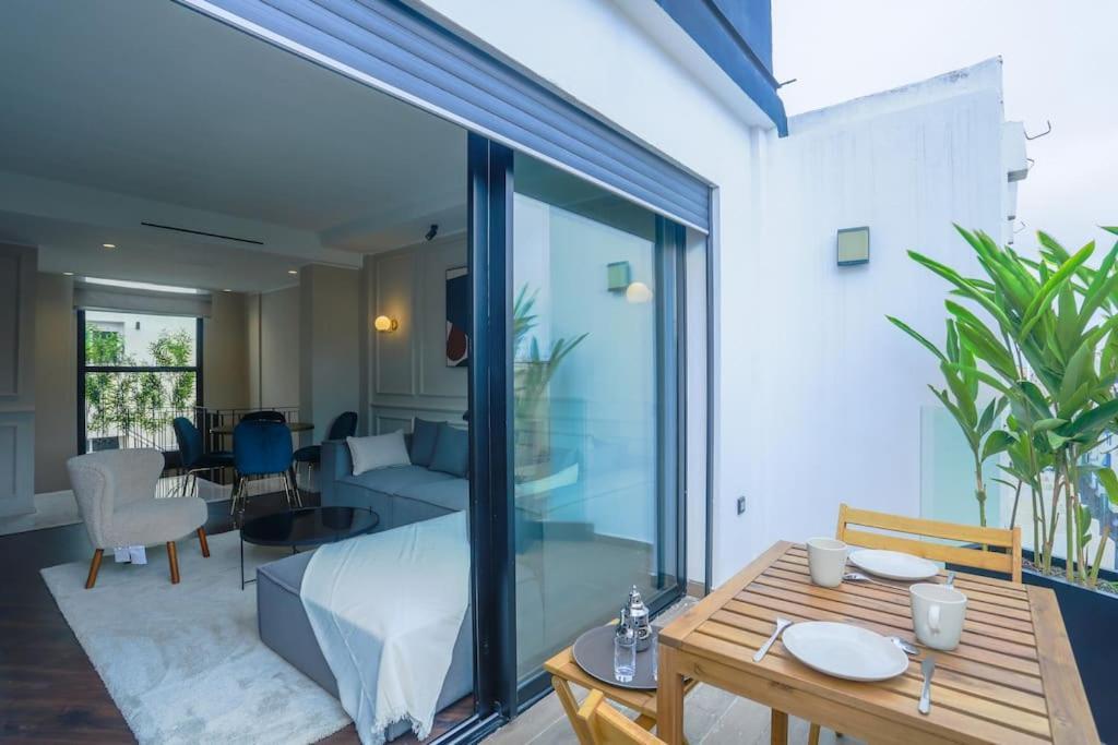 Jade Apartamento